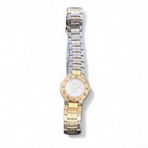 Vintage Jaclyn Smith Two-Toned Round Face Watch